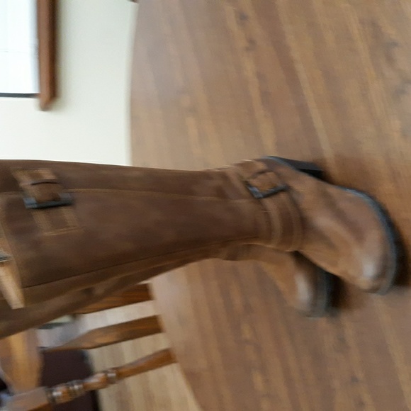 BORN LEATHER BOOTS - Picture 3 of 9